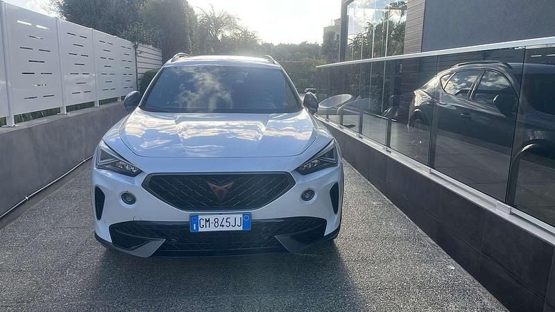 Usata 2022 Cupra Formentor SUV | 28.000 € (Buon prezzo) - Immagine 1/4