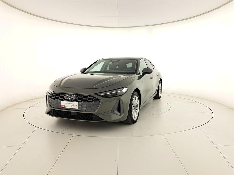 Usata Audi A5 Advanced Plus 204 CV (150 kW) 2025 Grigio chronos metallizzato Berlina