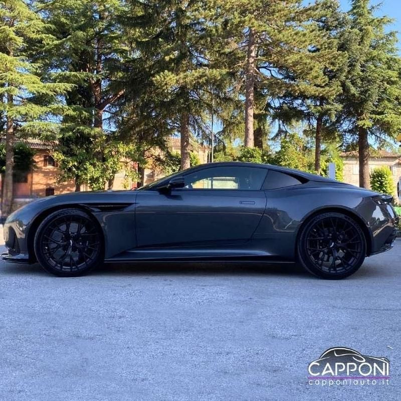 Usata Aston Martin DB12 680 CV (500 kW) 2024 Antracite(met.) Coupé