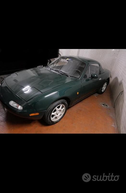 Usata Mazda MX5 90 CV (66 kW) 1996 Verde Cabrio