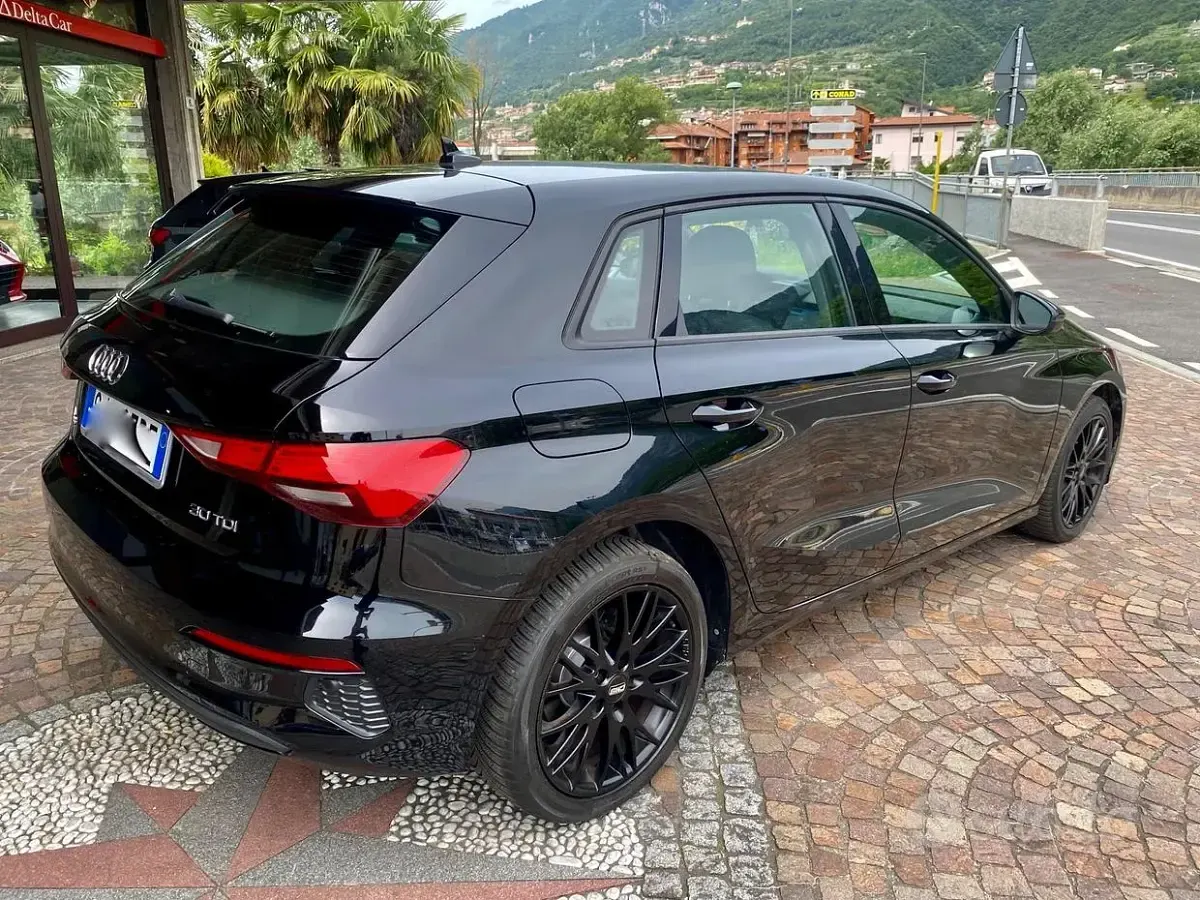 Usata Audi A3 Advanced 116 CV (85 kW) 2022 Nero Berlina