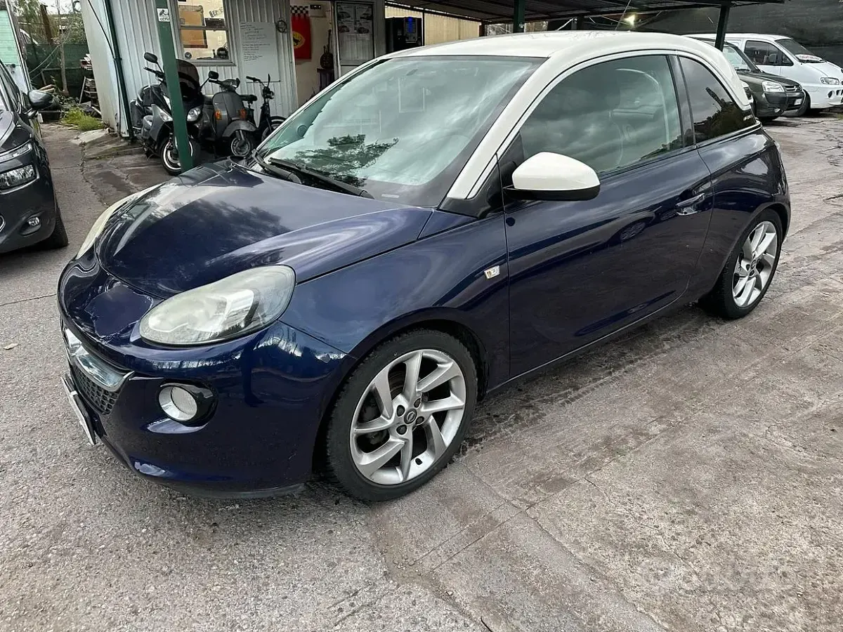 Usata Opel Adam 69 CV (50 kW) 2015 Blu Utilitaria