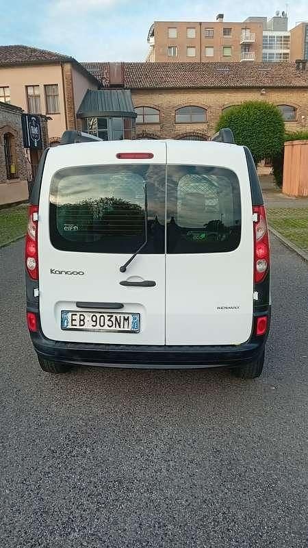 Usata Renault Kangoo 90 CV (66 kW) 2010 Station wagon