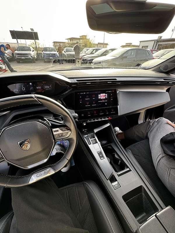 Usata Peugeot 408 GT 131 CV (96 kW) 2023 Berlina