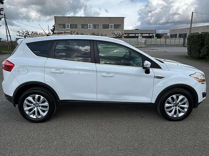 Usata Ford Kuga 163 CV (119 kW) 2012 Bianco SUV