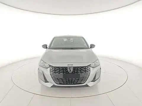 Usata Peugeot 208 Allure 101 CV (74 kW) 2024 Grigio scuro Utilitaria