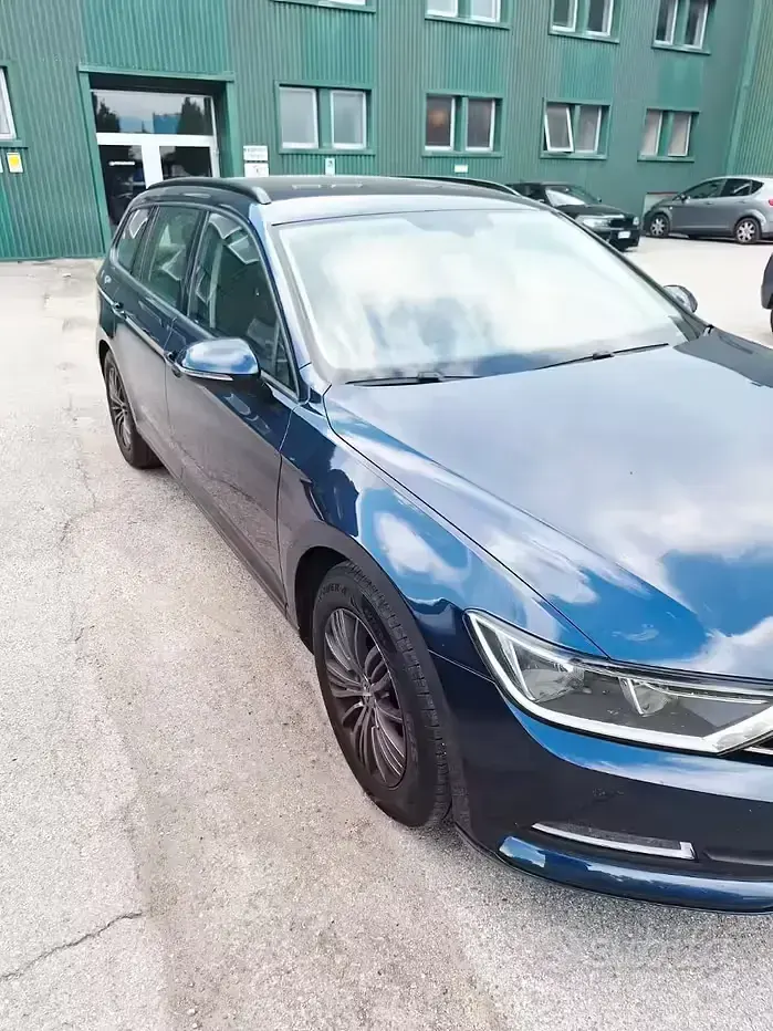 Usata VW Passat 120 CV (88 kW) 2015 Blu Station wagon
