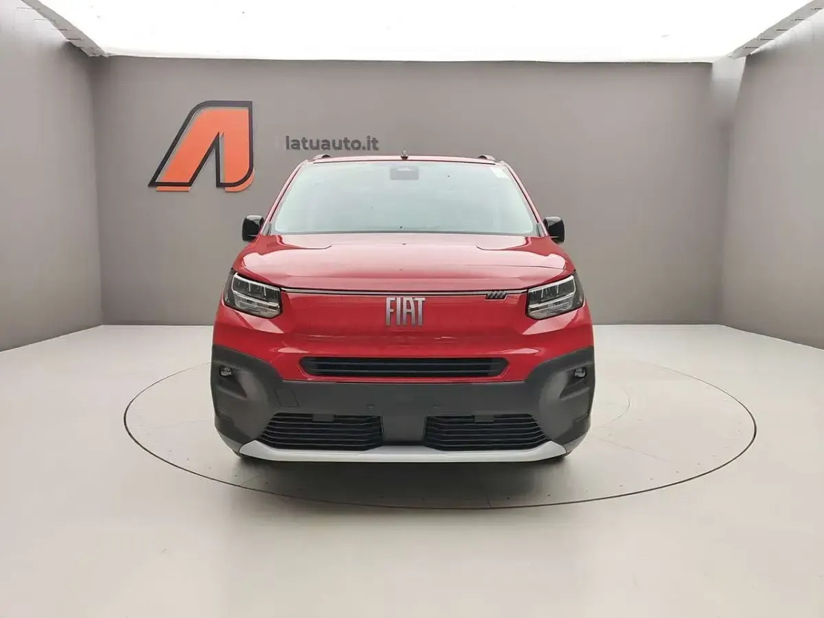 Nuova Fiat Qubo La Prima 131 CV (96 kW) 2026 Grigio