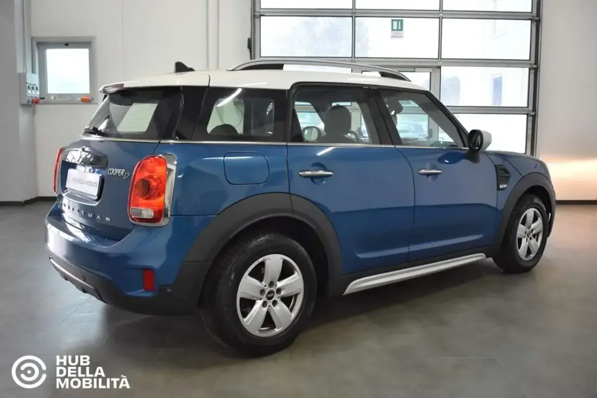 Usata Mini Cooper D Countryman Business 150 CV (110 kW) 2020 Blu SUV