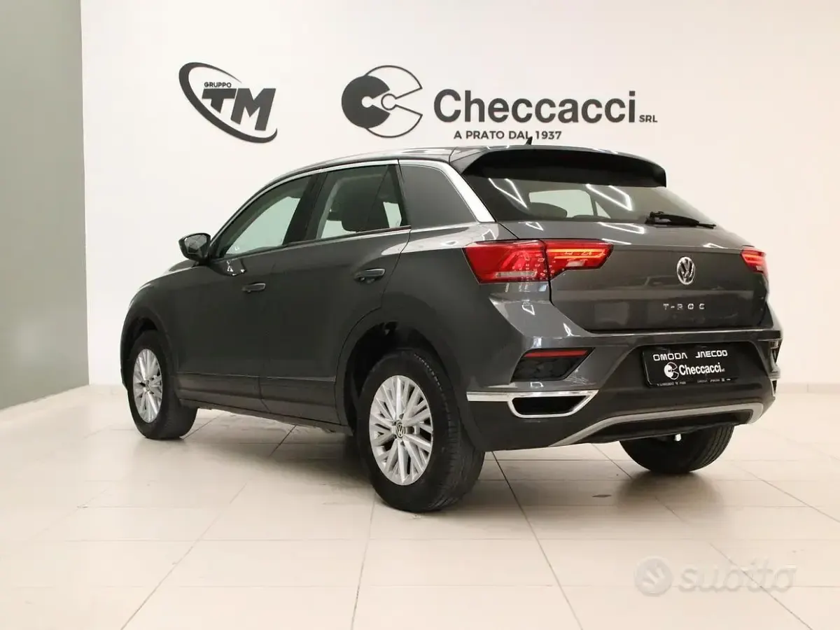 Usata VW T-Roc Style 116 CV (85 kW) 2020 Grigio SUV