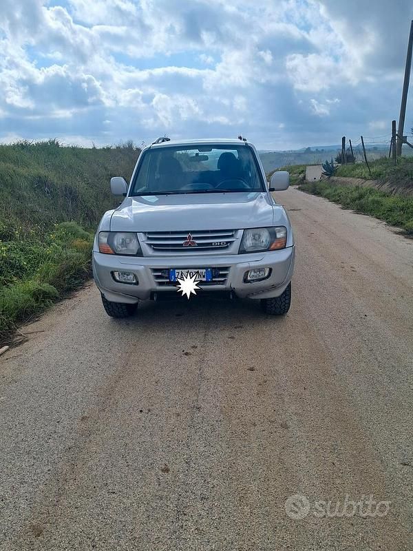 Usata Mitsubishi Pajero 2003 Grigio SUV
