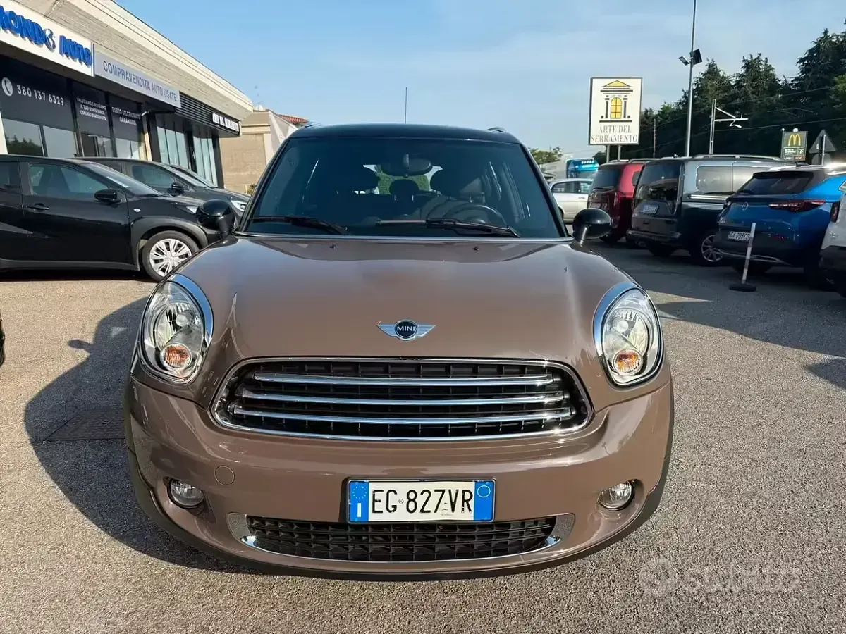 Usata Mini Cooper Countryman 122 CV (89 kW) 2011 Marrone SUV