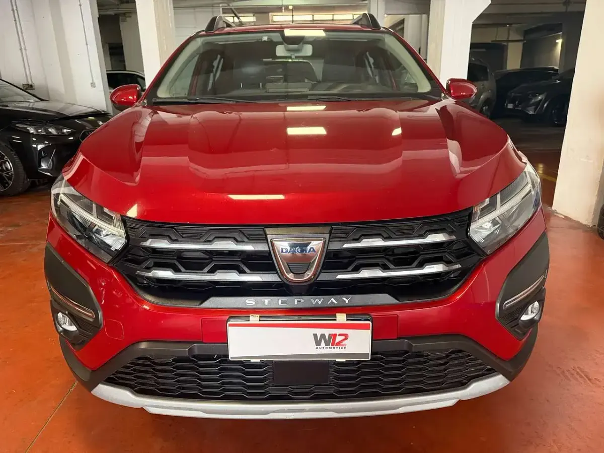 Usata Dacia Sandero Comfort 101 CV (74 kW) 2022 Rosso Berlina
