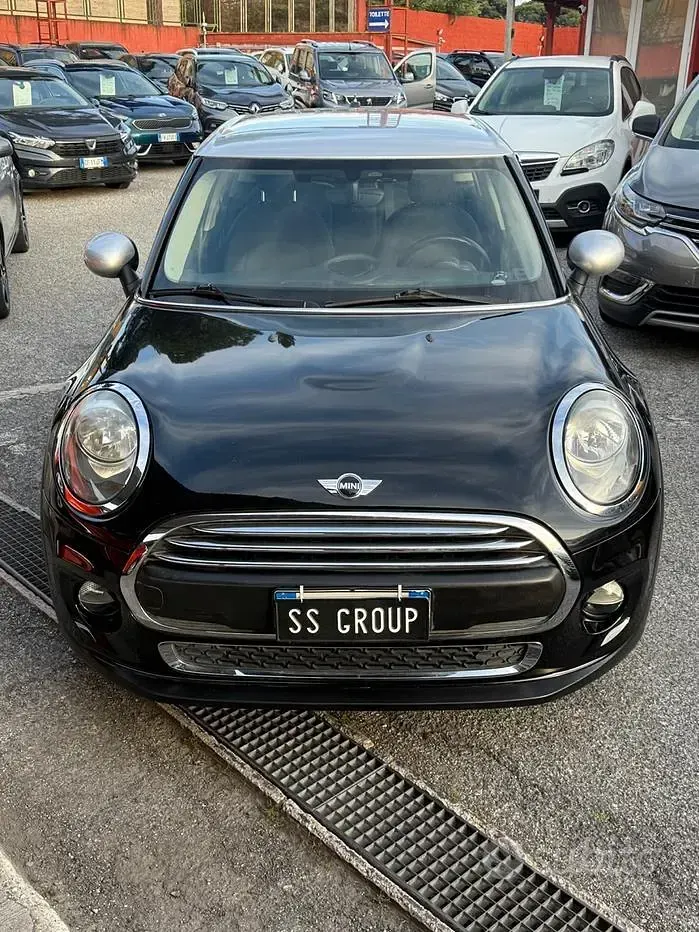 Usata Mini One D 95 CV (69 kW) 2016 Nero Utilitaria