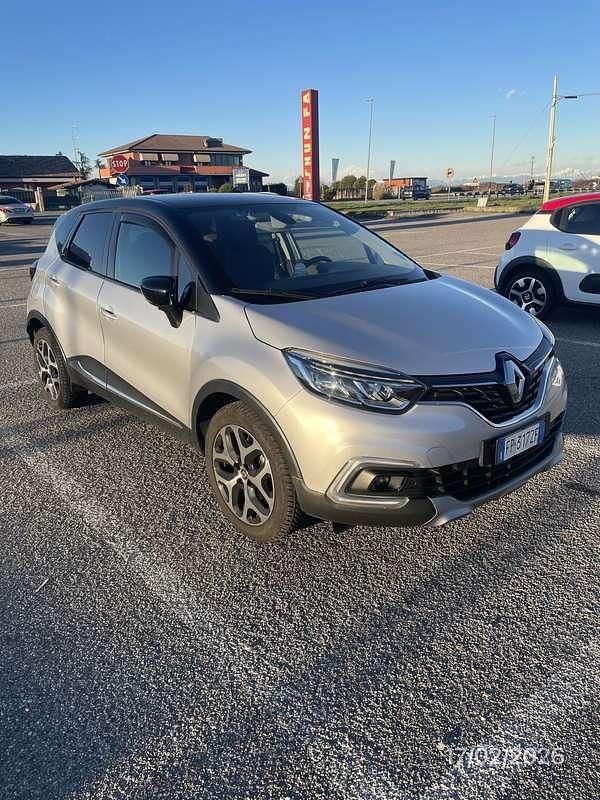 Usata Renault Captur Initiale Paris 110 CV (80 kW) 2018 SUV