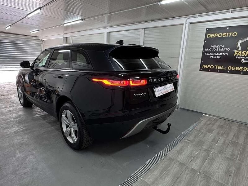 Usata Land Rover Range Rover Velar R-Dynamic 241 CV (177 kW) 2019 Black moon SUV