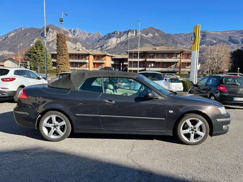 Usata Saab 9-3 Cabriolet Vector 175 CV (128 kW) 2004 Marrone Cabrio
