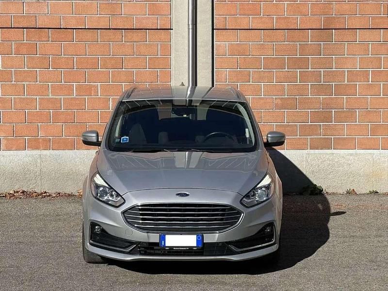 Begagnad Ford S-MAX Business Edition 150 HK (110 kW) 2020 Silver Minibuss