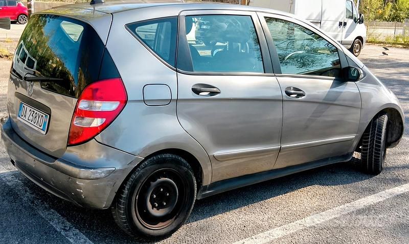 Usata Mercedes A150 Classic 95 CV (69 kW) 2006 Grigio Berlina