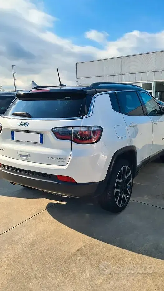 Usata Jeep Compass Limited 140 CV (102 kW) 2020 Bianco SUV