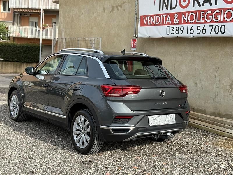Usata VW T-Roc Advance 150 CV (110 kW) 2019 Grigio SUV
