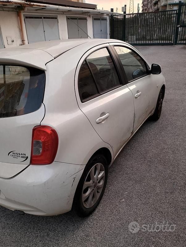 Usata Nissan Micra 80 CV (58 kW) 2016 Bianco Utilitaria