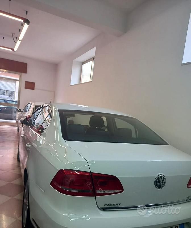 Usata VW Passat 116 CV (85 kW) 2014 Bianco Station wagon