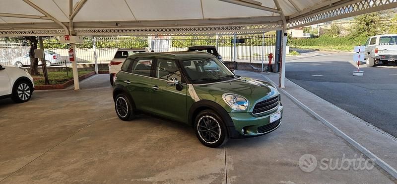 Usata Mini Cooper D Countryman Business 90 CV (66 kW) 2015 Verde SUV