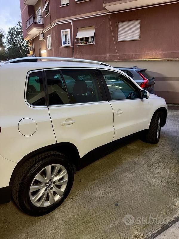 Usata VW Tiguan 140 CV (102 kW) 2011 Bianco SUV