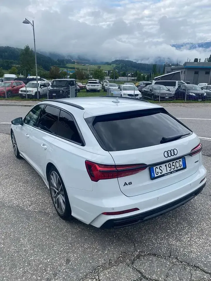 Usata Audi A6 Business Plus 286 CV (210 kW) 2023 Bianco Station wagon