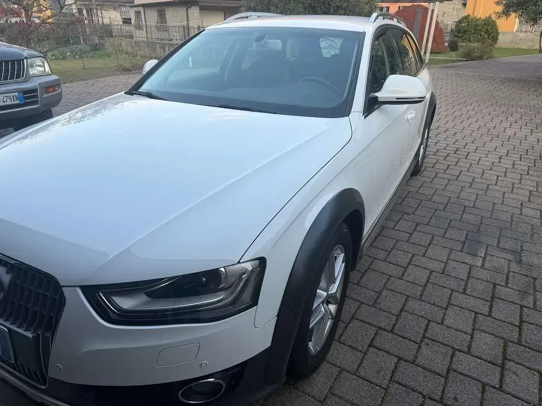 Usata Audi A4 Allroad Advanced Plus 190 CV (139 kW) 2016 Station wagon