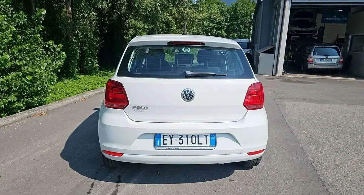 Usata VW Polo Comfortline 75 CV (55 kW) 2015 Bianco Berlina