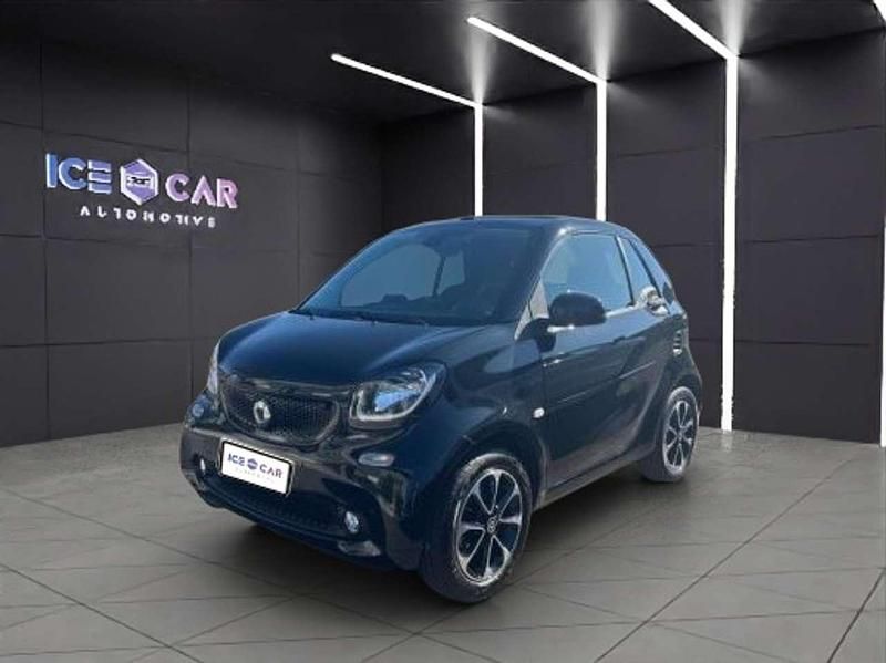 Usata Smart ForTwo Cabrio Passion 90 CV (66 kW) 2017 Nero Cabrio