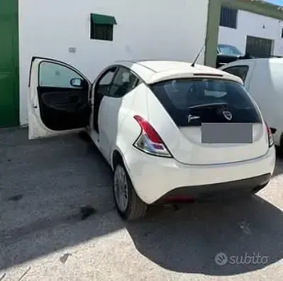 Usata Lancia Ypsilon 69 CV (50 kW) 2012 Utilitaria
