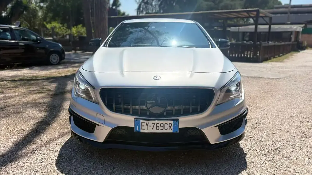 Usata Mercedes CLA45 AMG AMG 360 CV (264 kW) 2015 Grigio Coupé
