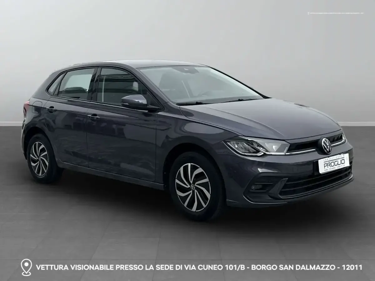 Usata VW Polo Life 95 CV (69 kW) 2025 Smoky grey met Utilitaria