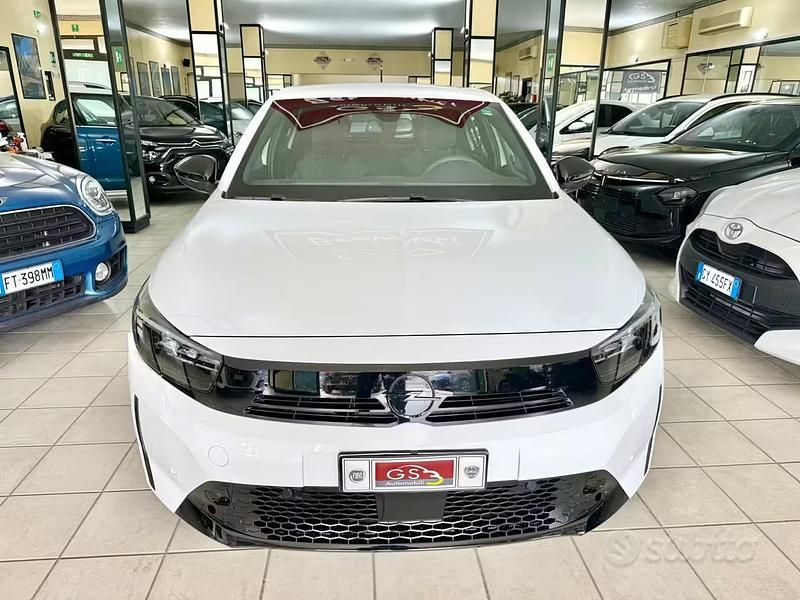 Usado Opel Corsa 101 CV (74 kW) 2025 Blanco Utilitario