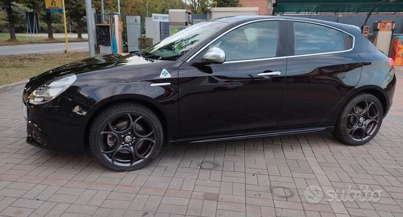 Usata Alfa Romeo Giulietta 170 CV (125 kW) 2011 Nero Utilitaria