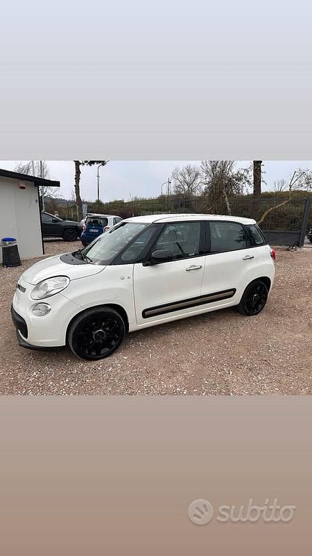 Usata Fiat 500L Lounge 120 CV (88 kW) 2016 Bianco Monovolume