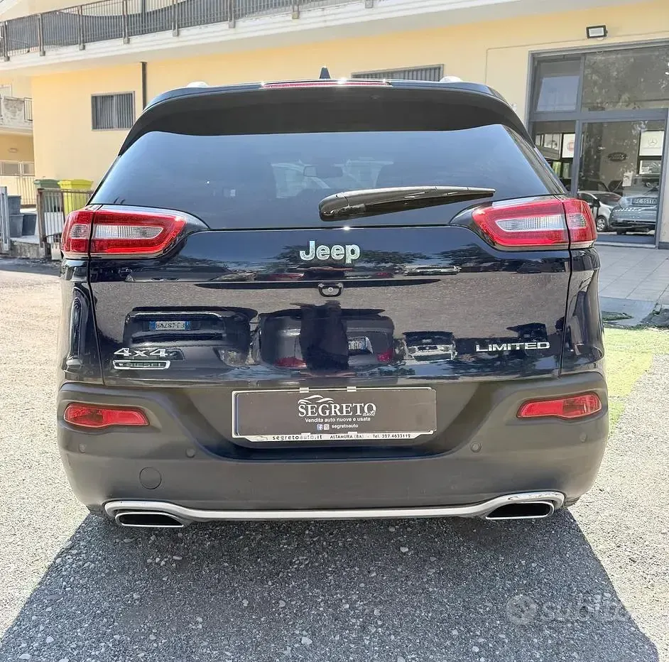 Usata Jeep Cherokee Limited 170 CV (125 kW) 2014 Blu SUV