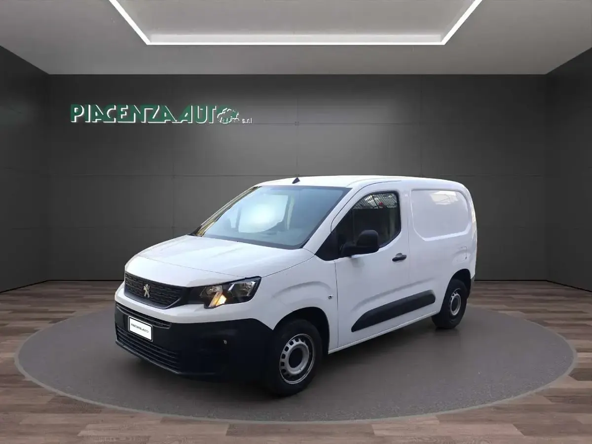 Usata Peugeot Partner Premium 102 CV (75 kW) 2022 Bianco Monovolume