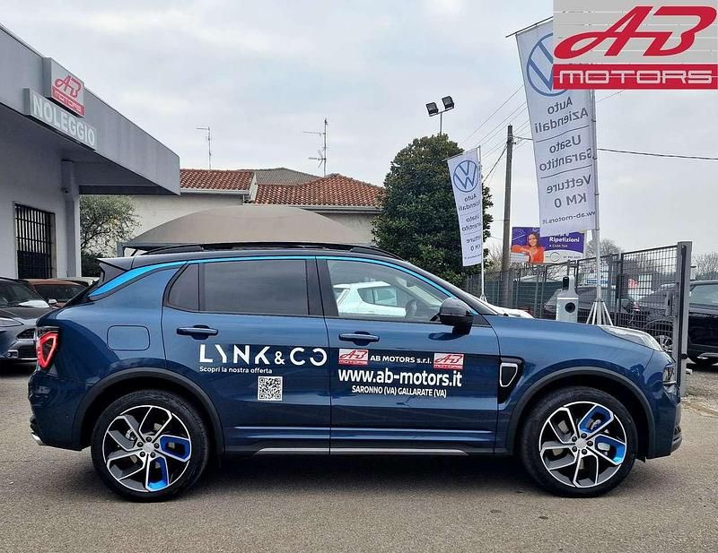 Usata Lynk & Co 01 261 CV (191 kW) 2023 Blu/azzurro SUV