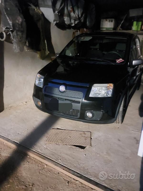 Usata Fiat Panda 100 CV (73 kW) 2008 Nero Berlina