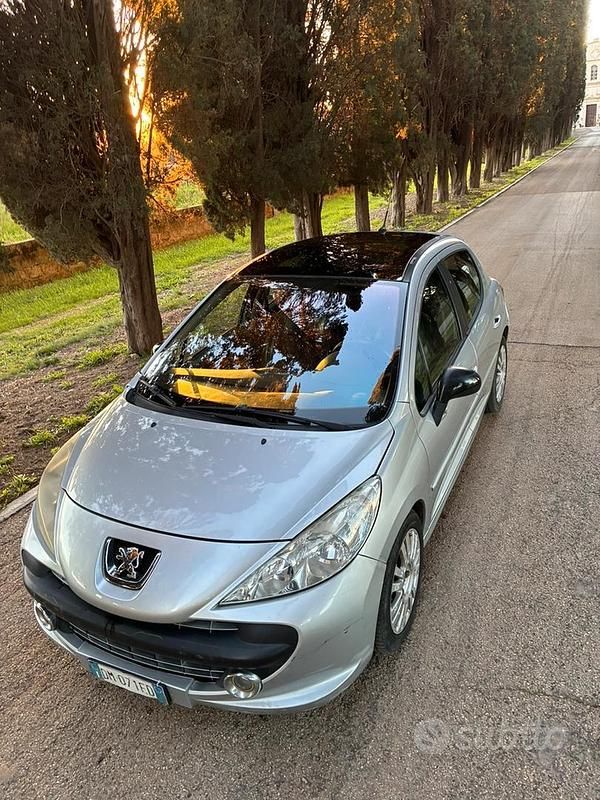Usata Peugeot 207 110 CV (80 kW) 2006 Grigio Berlina
