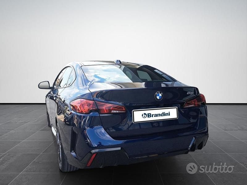 Usata BMW 220 Performance 156 CV (114 kW) 2025 Tanzanite blue metallizzato Coupé