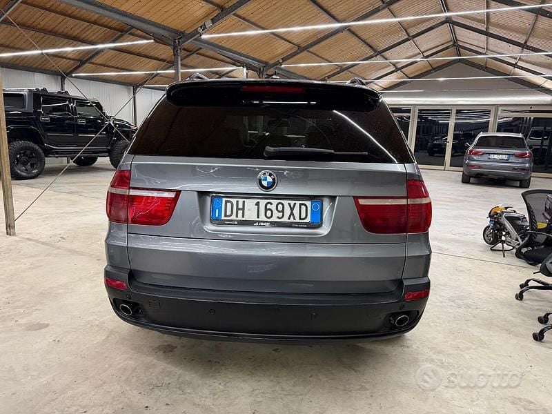 Usata BMW X5 Sport Line 244 CV (179 kW) 2008 Grigio SUV
