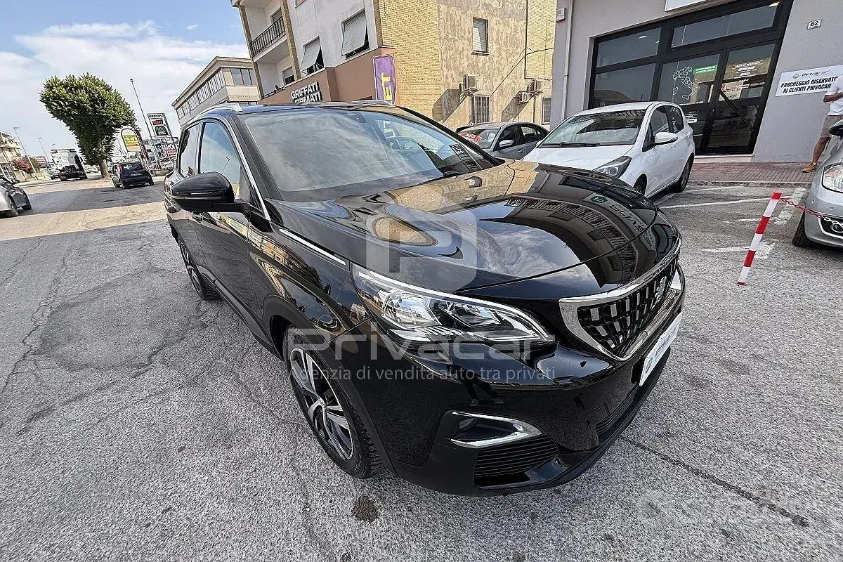 Usata Peugeot 3008 Allure 131 CV (96 kW) 2020 Nero SUV