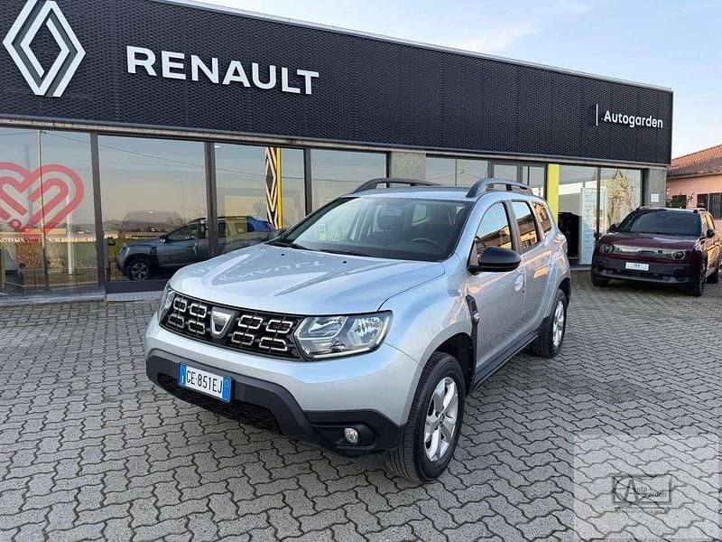 Usata Dacia Duster Comfort 101 CV (74 kW) 2021 Argento SUV