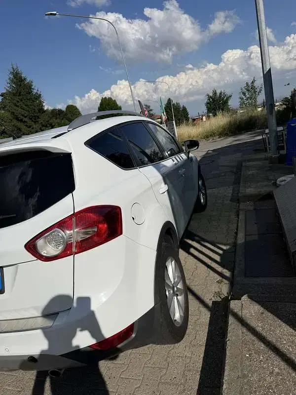 Usata Ford Kuga Titanium 140 CV (102 kW) 2013 SUV