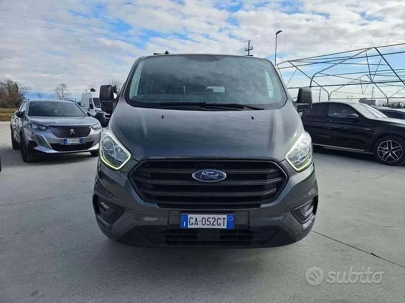 Usata Ford Transit Custom 131 CV (96 kW) 2020 Grigio Monovolume